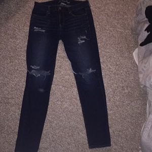 AEO distressed jeggings